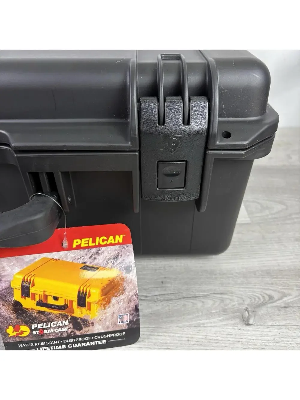 Pelican Storm iM2600 Black Hard Case w/ Custom Foam Insert - Brand New w/ Tags
